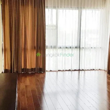 Rent this 3 bed apartment on The Horizon in Soi Sukhumvit 63, Vadhana District