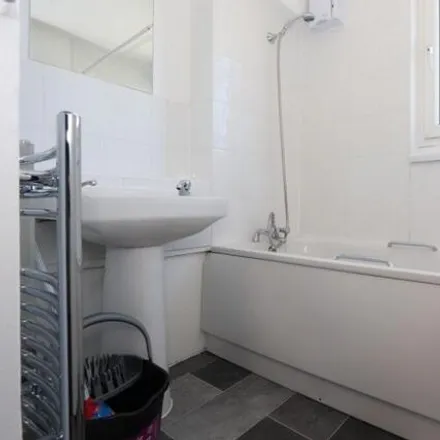 Image 4 - 1-6 Crayford Mews, Bakers Field, London, N7 0LT, United Kingdom - House for rent