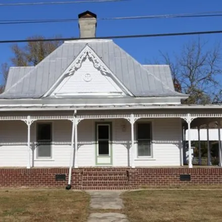Buy this 3 bed house on 104 Lavender Street in Spring City, TN 37381
