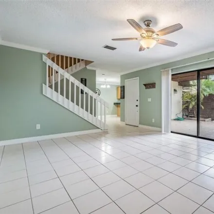 Image 8 - 15331 West Pond Woods Drive, Hillsborough County, FL 33618, USA - Condo for rent