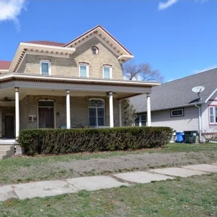 Buy this 3 bed house on 135 East Marion Street in Portage, WI 53901
