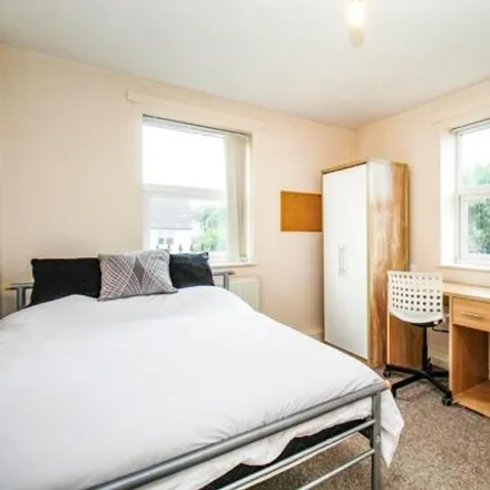 Image 6 - Hartwell Road, Leeds, LS6 1RY, United Kingdom - Room for rent
