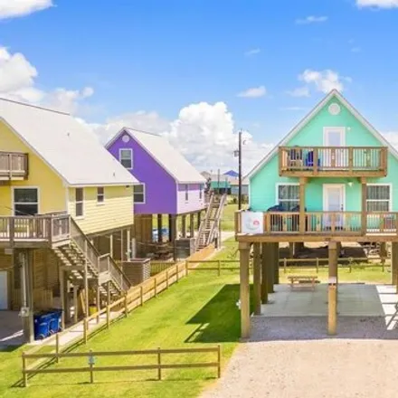 Buy this 3 bed house on 127 Ocean Drive in Surfside Beach, Brazoria County