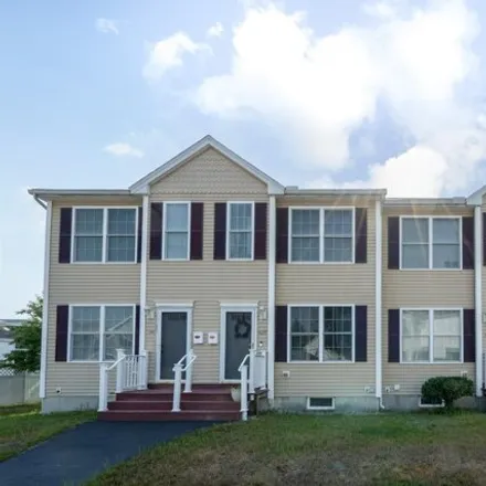 Buy this 2 bed condo on 637 Hevey St in Manchester, New Hampshire