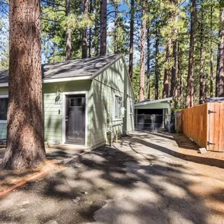 Image 2 - 883 Capistrano Avenue, Al Tahoe, South Lake Tahoe, CA 96150, USA - House for sale