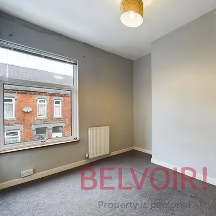 Image 5 - Winifred Street, Hanley, ST1 5DN, United Kingdom - Townhouse for rent
