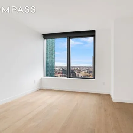 Image 4 - Skyline Tower, 23-15 44th Drive, New York, NY 11101, USA - Condo for rent
