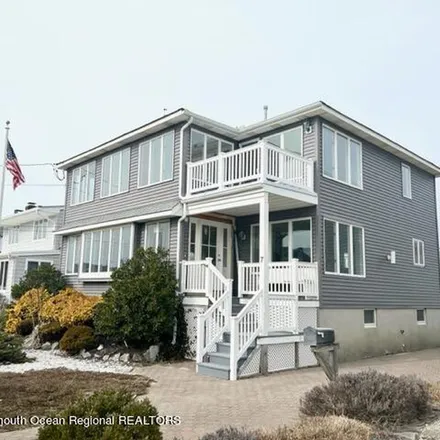 Rent this 5 bed apartment on 31 New York Avenue in Lavallette, Ocean County