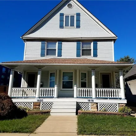 Image 1 - 1618 Branch Avenue, Cleveland, OH 44113, USA - Duplex for sale