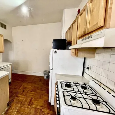 Image 6 - 4253 Ridge Avenue, Philadelphia, PA 19129, USA - Apartment for rent