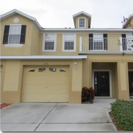 Buy this 3 bed townhouse on 2935 Wentworth Ln in Kissimmee, FL 34741