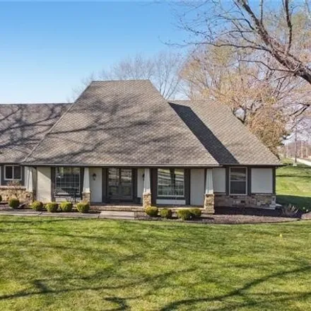 Image 2 - 14076 Mission Road, Leawood, KS 66224, USA - House for sale