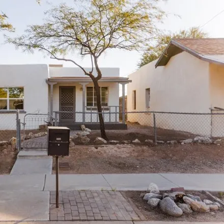 Buy this 1 bed house on 551 West Mabel Street in Tucson, AZ 85705