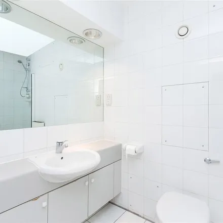 Image 7 - 20 Abbey Road, London, NW8 9AD, United Kingdom - Apartment for rent