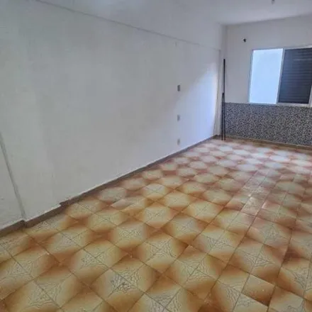 Rent this studio apartment on Rua Rui Barbosa in Canto do Forte, Praia Grande - SP