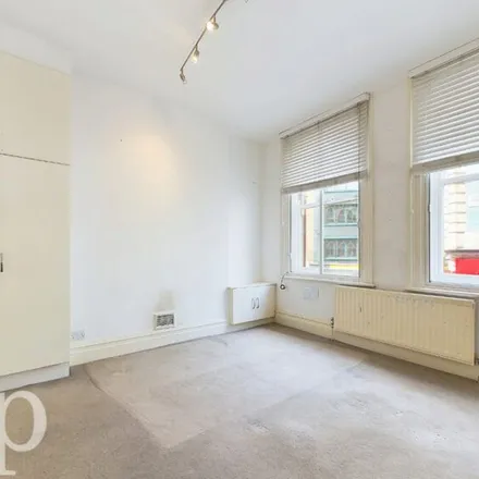 Image 7 - Limoncello, 8-9 Moor Street, London, W1D 5ND, United Kingdom - Apartment for rent