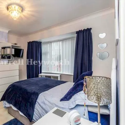 Image 7 - Oxcliffe Avenue, Heysham, LA3 1PT, United Kingdom - Apartment for sale