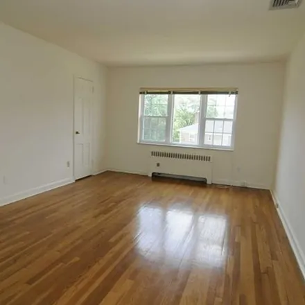 Image 6 - 3 Heights Road, Ridgewood, NJ 07450, USA - Apartment for rent