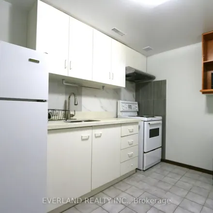 Image 4 - 21 Silverthorne Road, Markham, ON L3S 1E2, Canada - Apartment for rent