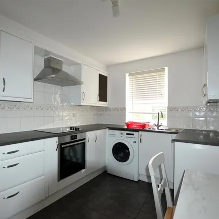 Image 3 - 9 Watson Place, Exeter, EX2 4SF, United Kingdom - Townhouse for rent
