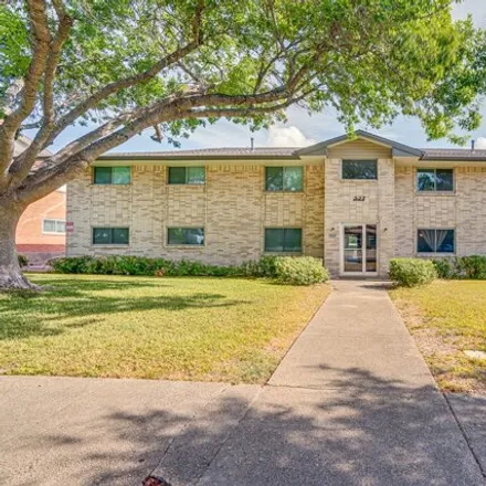 Image 1 - 235 West Silversands Drive, San Antonio, TX 78216, USA - Condo for sale