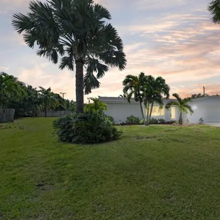 Image 2 - 459 Rosedale Drive, Satellite Beach, FL 32937, USA - House for sale