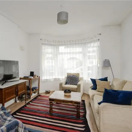 Image 2 - Willoughby Road, London, KT2 6LN, United Kingdom - House for rent