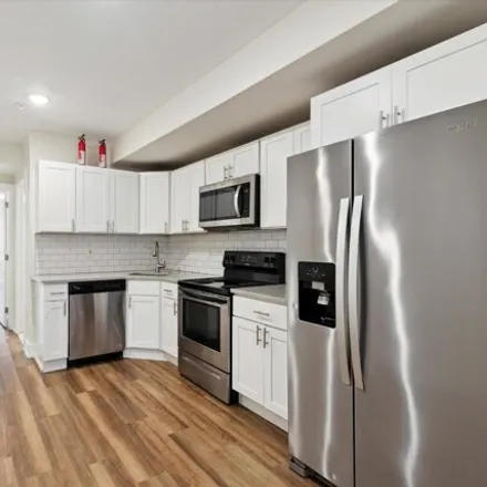 Rent this 6 bed house on Diamond Park Apartments in French Street, Philadelphia