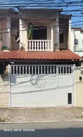 Buy this 2 bed house on Rua Benjamim Chambarelli in Kaonze, Nova Iguaçu - RJ