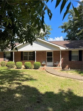Buy this 2 bed house on 211 Old Griffin Road in Blacksville, McDonough