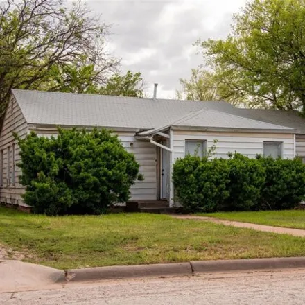 Buy this 2 bed house on 3177 South 4th Street in Abilene, TX 79605