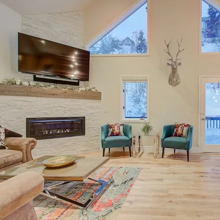 Rent this 5 bed townhouse on Park City