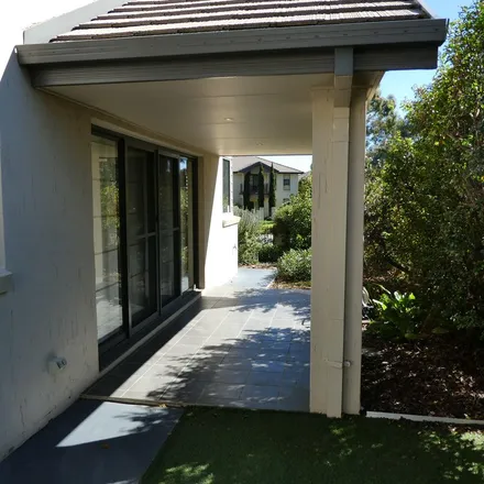 Rent this 4 bed townhouse on Australian Capital Territory in Cudgewa Lane, Harrison 2914