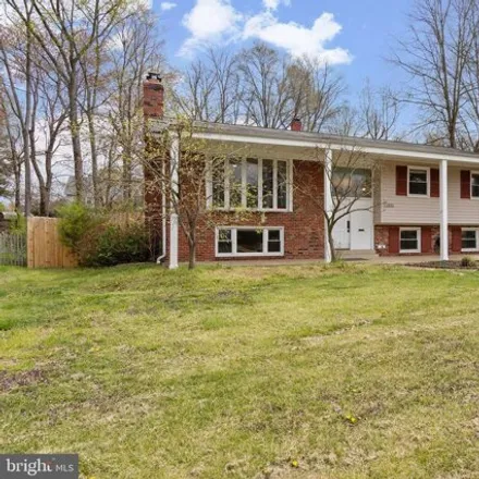 Buy this 4 bed house on 8305 Fort Hunt Road in Fort Hunt, Fairfax County