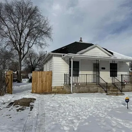 Image 1 - 444 West 11th Street, Junction City, KS 66441, USA - House for sale