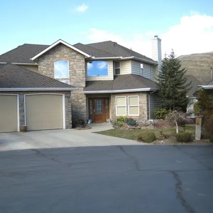 Buy this 4 bed house on 2099 White Pine Court in Yakima, WA 98902