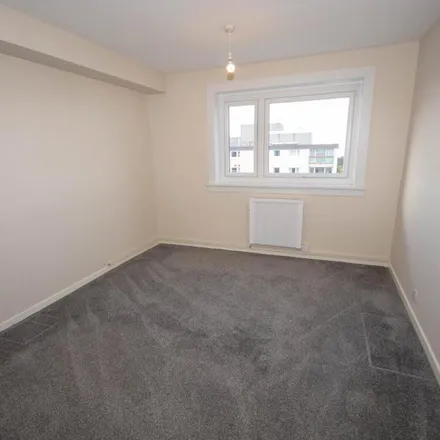 Image 7 - Ravens Craig, Kirkcaldy, KY1 2PD, United Kingdom - Apartment for rent