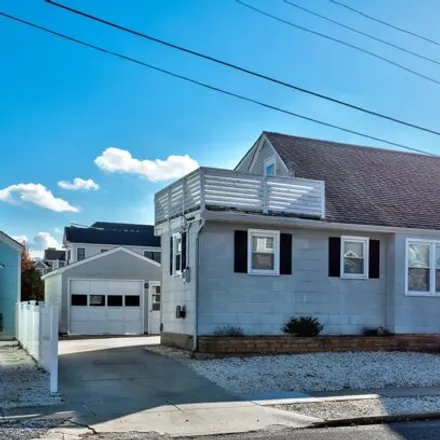 Buy this 4 bed house on 8356 Sunset Drive in Stone Harbor, Cape May County