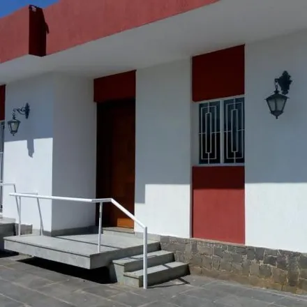 Buy this 6 bed house on VIP'S Center Shopping in Rua Saldanha Marinho 16, Centro