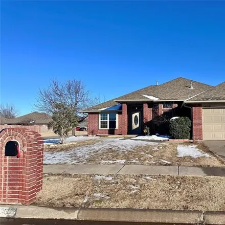 Rent this 3 bed house on 14500 S Hudson Ave in Oklahoma City, Oklahoma