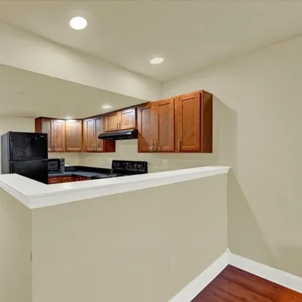 Image 6 - 1234 Carroll Street, Baltimore, MD 21230, USA - House for sale