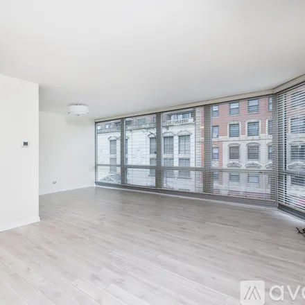 Rent this 2 bed condo on 21 W Goethe St