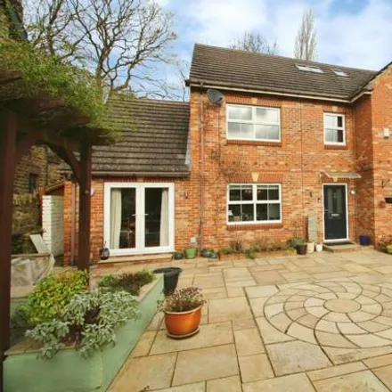 Buy this 5 bed house on Lees Lane in Farsley, LS28 5LA