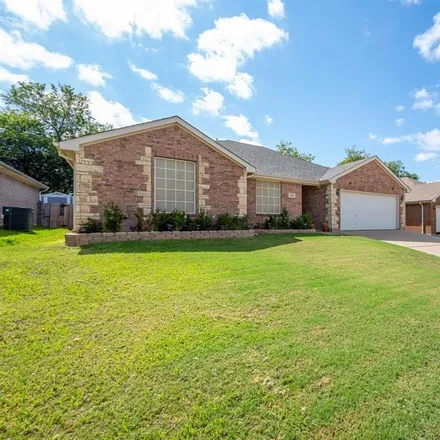 Image 2 - 2101 Turtle Cove Drive, Mansfield, TX 76063, USA - House for sale