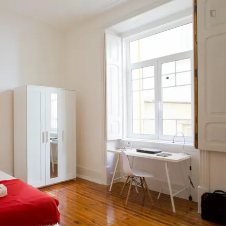 Rent this 1studio room on Avenida Duque de Ávila 20 in 1000-141 Lisbon, Portugal