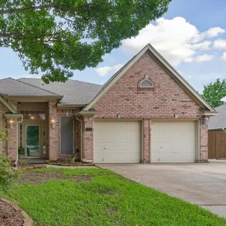Buy this 4 bed house on 3304 Arcadia Drive in Arlington, TX 76017