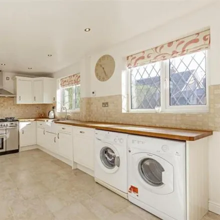 Image 2 - Greengate Close, Chesterfield, S40 3SJ, United Kingdom - House for sale