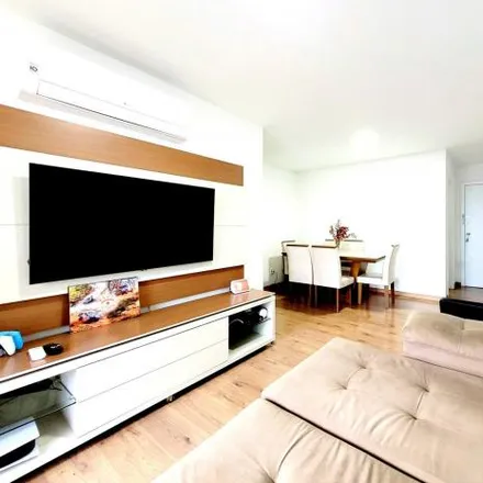 Buy this 2 bed apartment on Avenida Barão do Rio Branco in Boa Vista, Juiz de Fora - MG