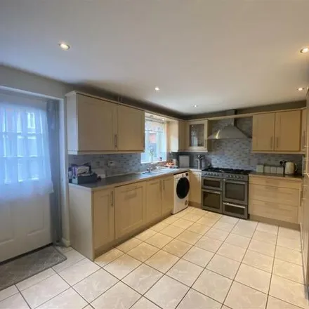 Image 2 - Jasper Drive, Tewkesbury, GL20 7TL, United Kingdom - Townhouse for sale