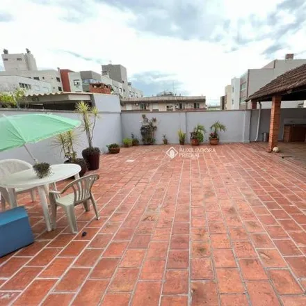 Buy this 2 bed apartment on Rua Ari Marinho in Higienópolis, Porto Alegre - RS